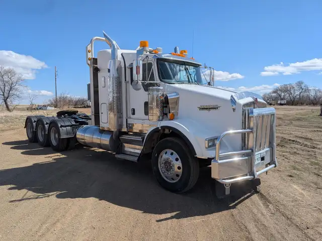 2007 KENWORTH T800 in Heavy Trucks in Saskatoon - Image 3