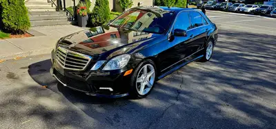 MERCEDES-BENZ E350, Automatique, Air climatise, 4portes,Tout equipee, Lecter CD, Navigation-Camera d...