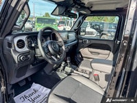This Jeep Wrangler delivers a Regular Unleaded V-6 3.6 L/220 engine powering this Automatic transmis... (image 9)