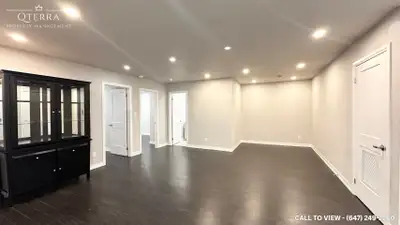 CHARMING 2-BEDROOM MULTI-PLEX IN A FRIENDLY NEIGHBORHOOD