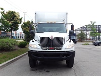 2019 NAVISTAR INTERNATIONAL 4300 Box Truck - Automatic transmission-33000 GVW. 2019 International 43... (image 1)