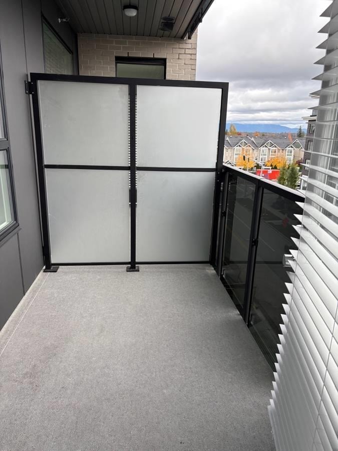 506 8509 158 STREET Surrey, British Columbia 2