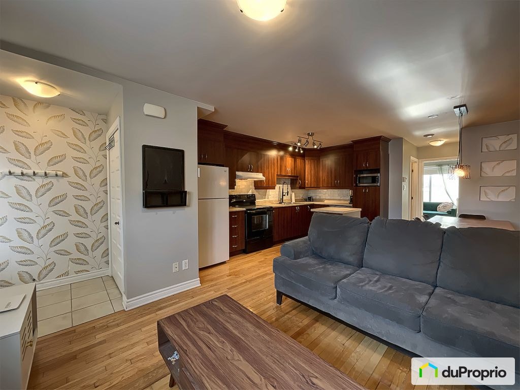 $279,900 - Condominium for sale in Chomedey — photo 3