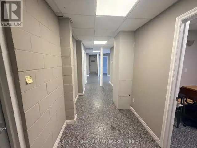 389 LYLE STREET London East (East L), Ontario in Commercial & Office Space for Rent in London - Image 17
