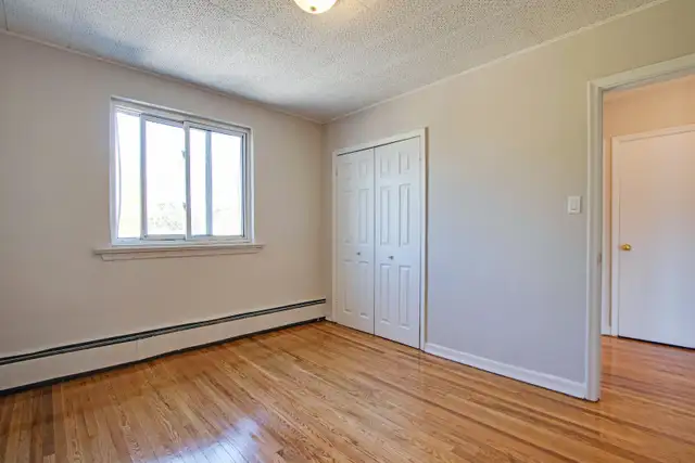 Charming 2 Bedroom Apartment for Rent in Whitby in Long Term Rentals in Oshawa / Durham Region - Image 6