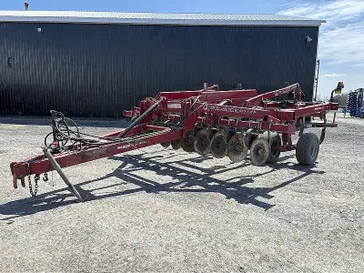 2011 WIL-RICH 657 DCR13 DISC CHISEL PLOW STOCK # A116413 13 FOOT 9 INCH WORKING WIDTH 19 3/4 INCH FR...