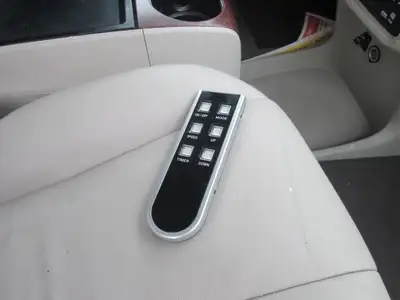 toyota sienna 2011 automatic, limited,awd,leather,,gps,camera,dvd,delux model,all the option include...