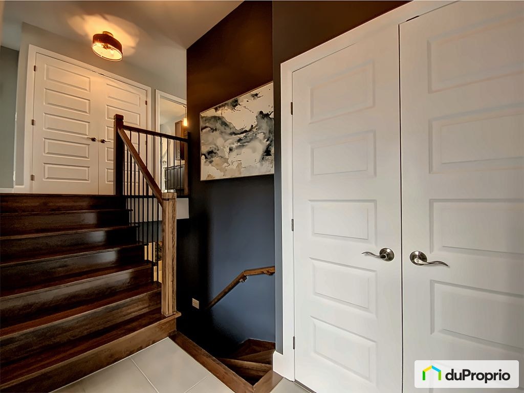 $745,000 - Bungalow for sale in St-Ferreol-les-Neiges — photo 3