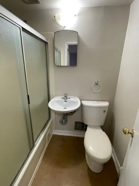 530 YOUNG  - 1 BR available NOW! in Long Term Rentals in Winnipeg - Image 14