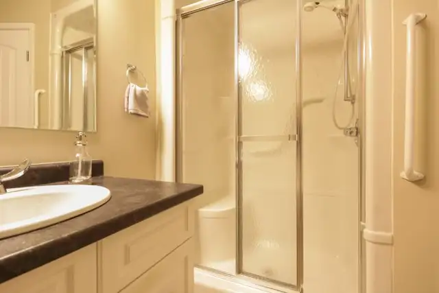 Luxury 1 Bedroom Apartment in Exeter in Long Term Rentals in London - Image 14