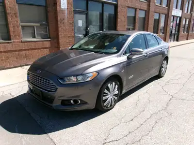 2014 FORD FUSION ENERGI TITANIUM PLUG IN HYBRID! (416)-675-6061 - NEW ARRIVAL! LOCAL ONTARIO CLEAN T...
