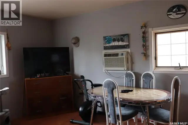 228 7th AVENUE E Gravelbourg, Saskatchewan in Houses for Sale in Moose Jaw - Image 17