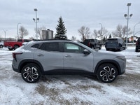 AMVIC Licensed Dealer Refined capability meets stylish agility in the all-new 2026 Chevrolet Trax RS... (image 9)