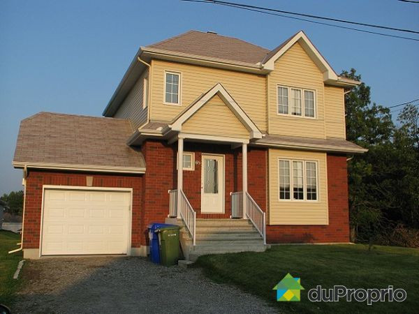 $599,900 - 2 Storey for sale in Gatineau (Gatineau) in Houses for Sale in Gatineau