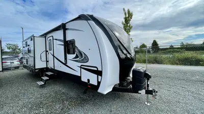 *****This unit is on consignment***** ***We finance and take trades on consigned units*** Very well...