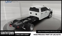 2025 Ram 5500HD Tradesman Experience the Ram 5500HD Tradesman with only 519 km on the odometer. Fini... (image 2)