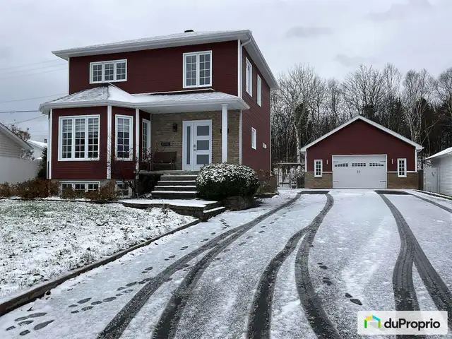 $725,000 - 2 Storey for sale in Jonquière (Jonquière) in Houses for Sale in Saguenay - Image 2