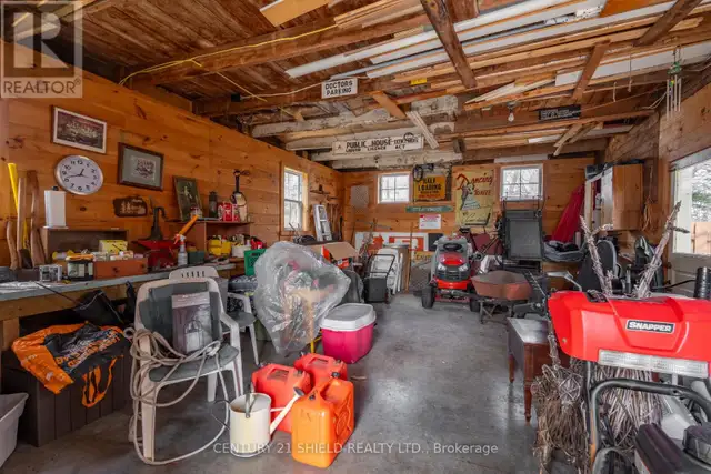19143 COUNTY RD 2 South Glengarry, Ontario in Houses for Sale in Cornwall - Image 40