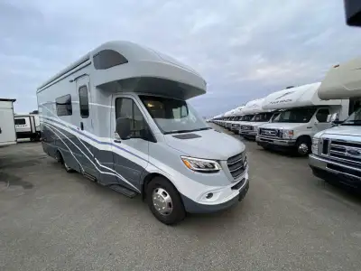 Winnebago View Class C diesel motorhome 24D highlights: Rear Bath Murphy+ Bed Pedestal Table U-Shape...