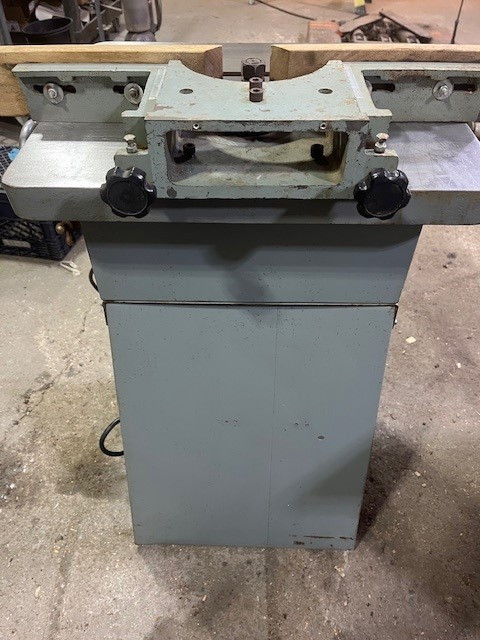 KING CANADA 1 HP SINGLE PHASE SHAPER in Power Tools in Markham / York Region - Image 2