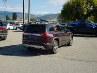 2017 GMC Acadia SLT AWD Comfortable, capable, and family-friendly this 2017 GMC Acadia SLT AWD bring... (image 4)