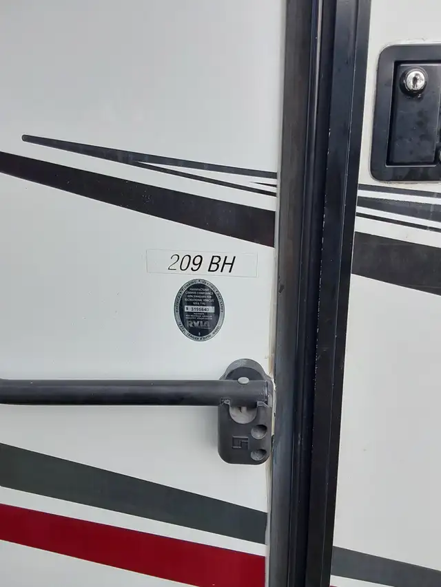 Roulotte à vendre in RVs & Motorhomes in Laval / North Shore - Image 6