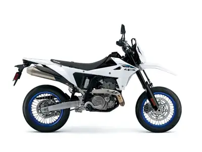 PRICE PLUS HST & LIC & FUEL ONLY! Welcome to Serpa Motor Sports Powersports & Marine in Aurora, Onta...