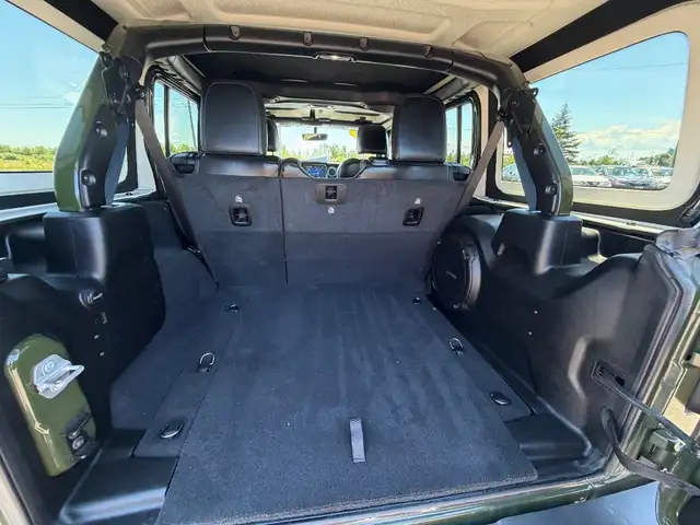 2021 Jeep Wrangler SAHARA ALTITUDE 4WD in Cars & Trucks in Summerside - Image 21