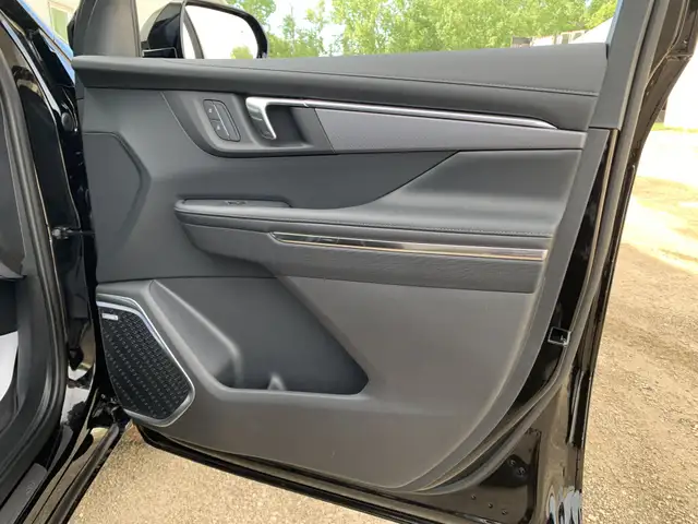 2026 Buick Enclave Sport Touring in Cars & Trucks in Brandon - Image 21