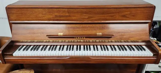 YAMAHA Professional Series Acoustic Piano in Pianos & Keyboards in City of Montréal - Image 6