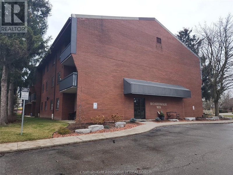 925 GRAND AVENUE West Unit 304 Chatham, Ontario Condos for Sale ChathamKent Kijiji