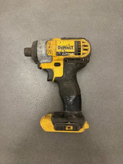 DEWALT DCF885 20V MAX Lithium-Ion  1/4-inch Impact Driver USED, View more