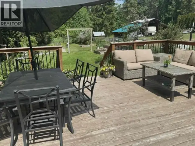 19 West Poirier Road Mara, British Columbia in Houses for Sale in Kamloops - Image 38