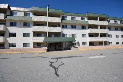 Check out this charming 2 bed, 1 bath condo, perched on the top floor corner with a southeast-facing...