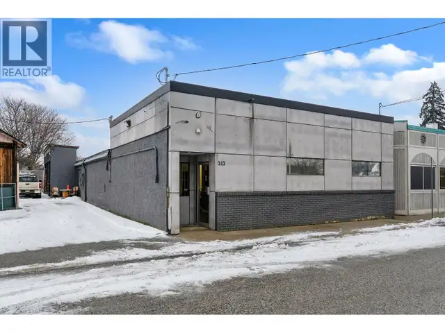 242 Haynes Street Penticton, British Columbia in Commercial & Office Space for Sale in Penticton - Image 3