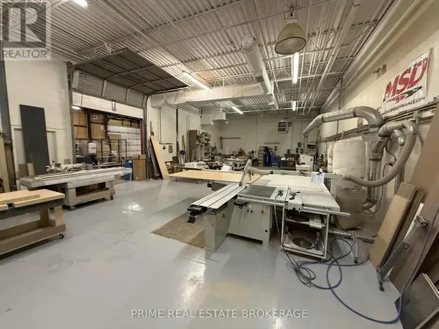 FRONT - 312 SOVEREIGN ROAD London East (East J), Ontario in Commercial & Office Space for Rent in London - Image 14