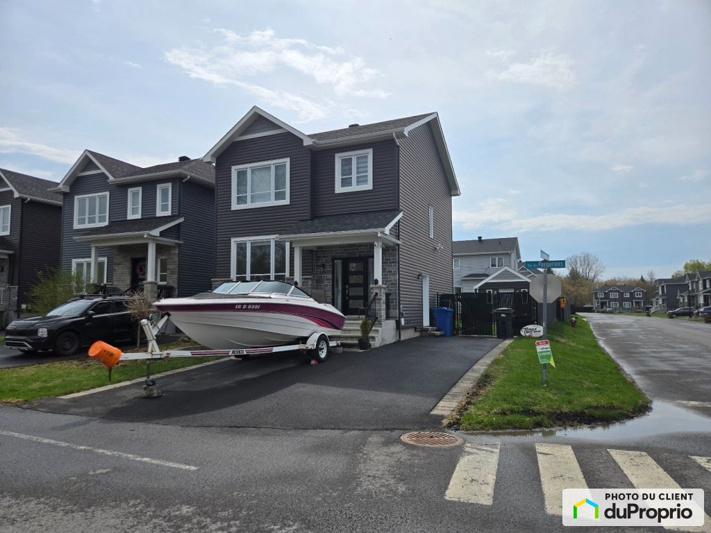 $698,000 - 2 Storey for sale in St-Jacques-Le-Mineur — photo 2