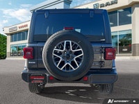 | GRANITE CRYSTAL METALLIC | SAHARA | 3.6L PENTASTAR V6 | 4X4 | 8-SPEED AUTOMATIC | 18 MACHINED-PAIN... (image 3)