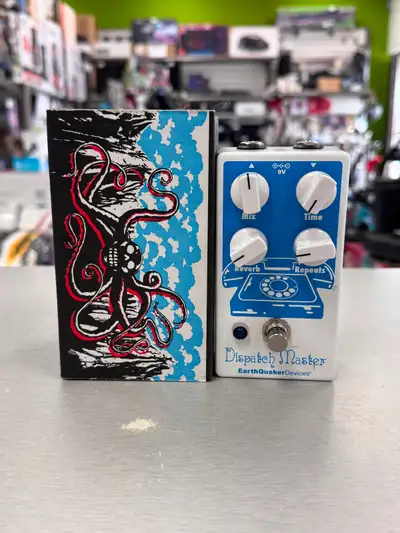 EarthQuaker Devices Dispatch Master Delay/Reverb Pedal V3 The Dispatch Master is a hi-fi digital Del...
