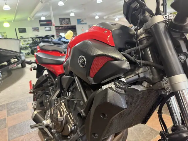 2017 Yamaha FZ-07 ABS in Street, Cruisers & Choppers in Moose Jaw - Image 22