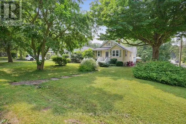 94 CENTRE STREET Niagara-on-the-Lake (Town), Ontario in Houses for Sale in St. Catharines - Image 5