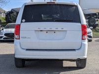 Come see this 2019 Dodge Grand Caravan SXT Premium Plus. Its Automatic transmission and Regular Unle... (image 6)