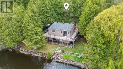 Discover the perfect year-round home or cottage retreat in beautiful Constance Bay. This high-and-dr...