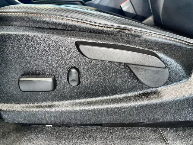 2021 GMC Canyon Crew At4 Short Box Local Trade, Rear Camera, Hea in Cars & Trucks in Regina - Image 21