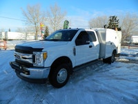 Welcome to Central Truck Sales. 2017 FORD XLT 4X4 F-350 (1 TON) SERVICE BODY WITH WIELDER ,6.2L engi... (image 1)