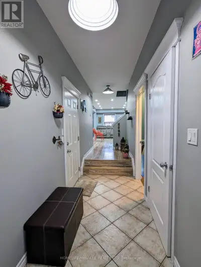 72 EDWARDS STREET Guelph (Grange Road), Ontario