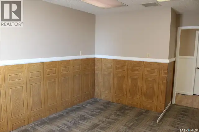 444 RIVER STREET W Moose Jaw, Saskatchewan in Commercial & Office Space for Sale in Moose Jaw - Image 23