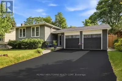Welcome home to 2501 Yarmouth Crescent, a charming 3+2 bedroom, 2 bath detached raised bungalow nest...
