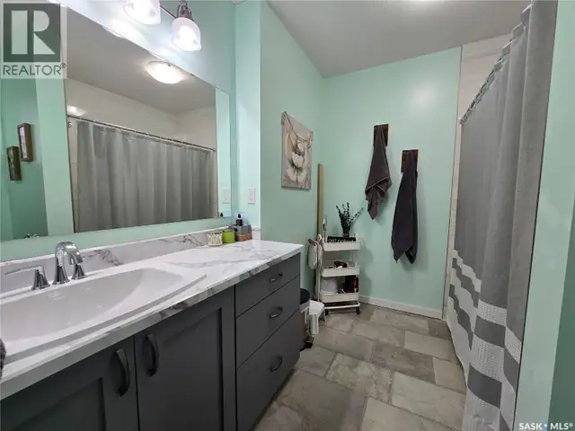 211 RYE STREET Yellow Grass, Saskatchewan in Houses for Sale in Regina - Image 19