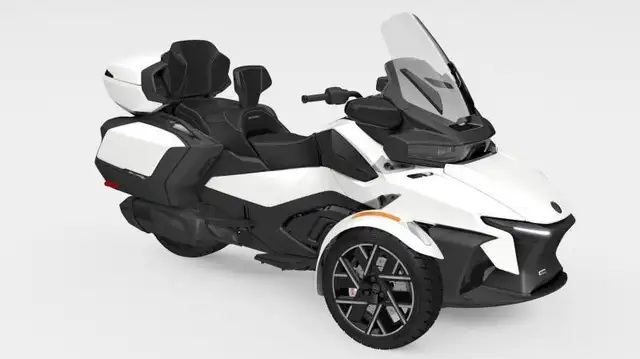 2026 CAN-AM Spyder RT Sea-to-Sky (SE6) in Sport Touring in Lanaudière - Image 2